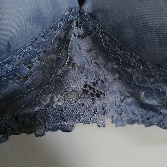 Wireless bra - Picture 3 of 5